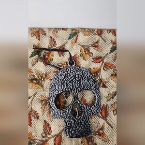 💜Black and Silver Skull Wall Decor